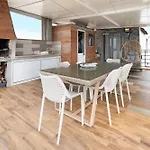 Holiday home Alojamento Lagoa Lagoa (Azores)